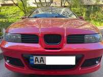 Центральна решітка Seat Leon 1m1 Cupra R