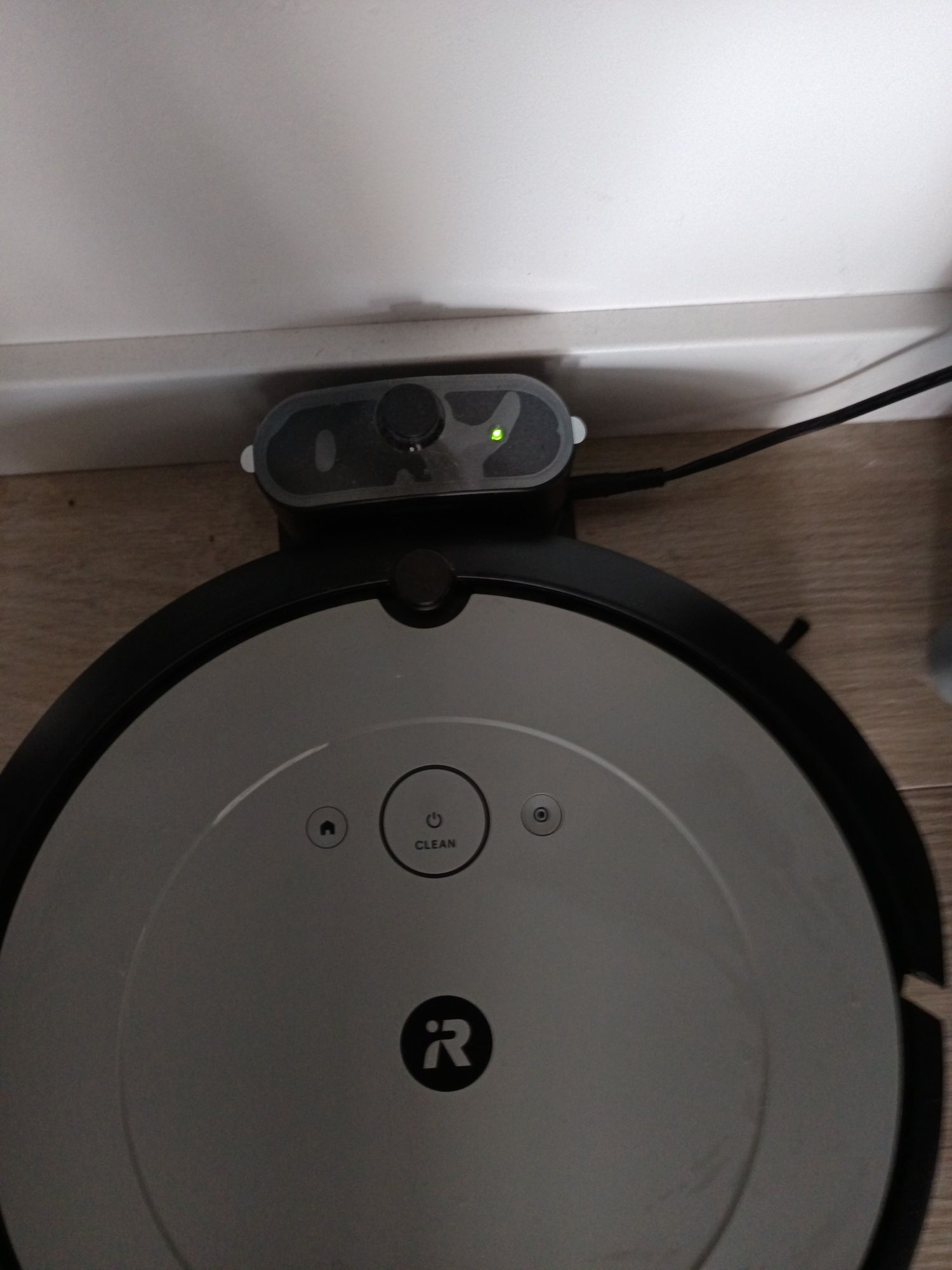 Odkurzacz iRobót roomba i1