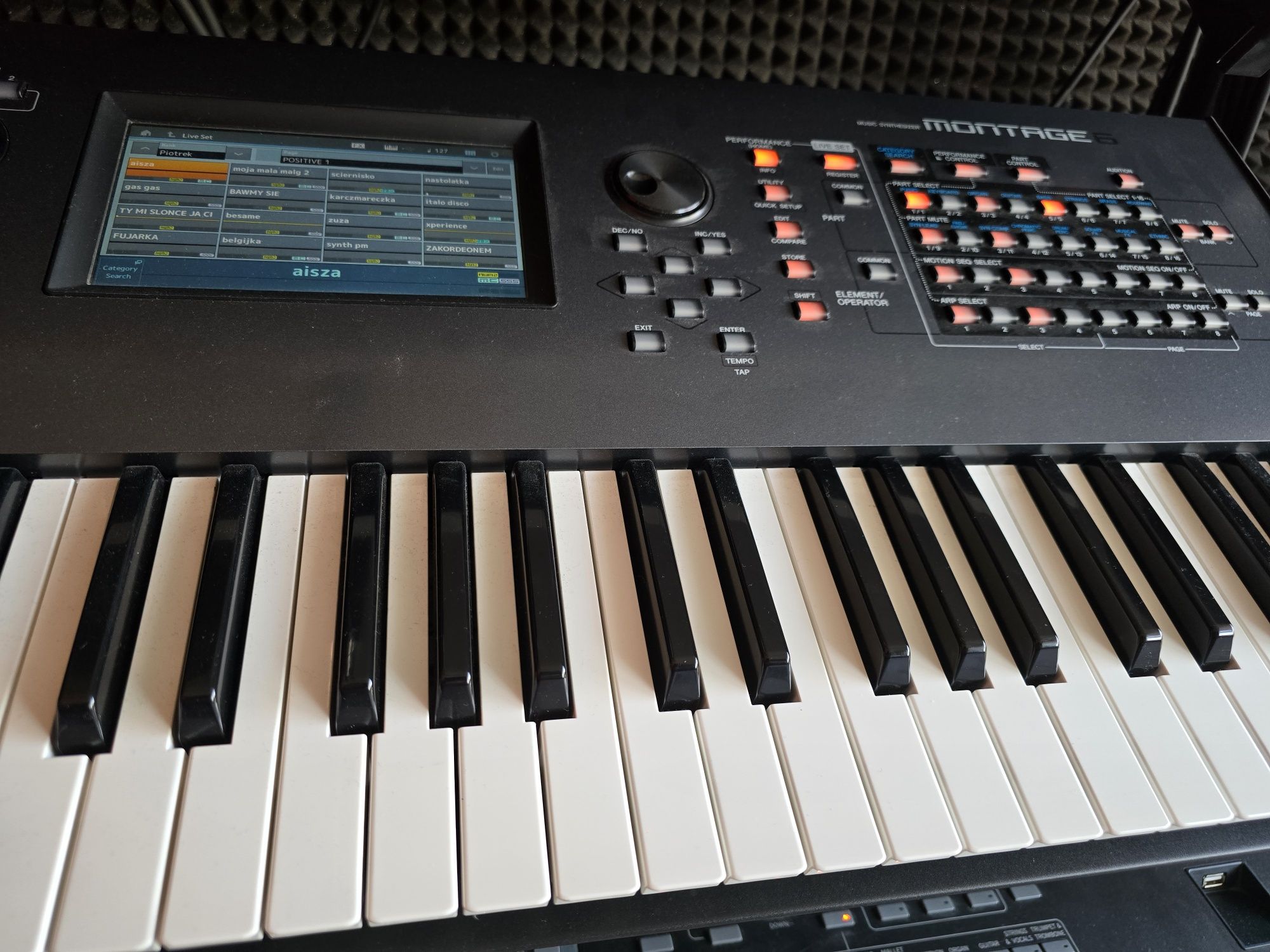 Yamaha Montage 6