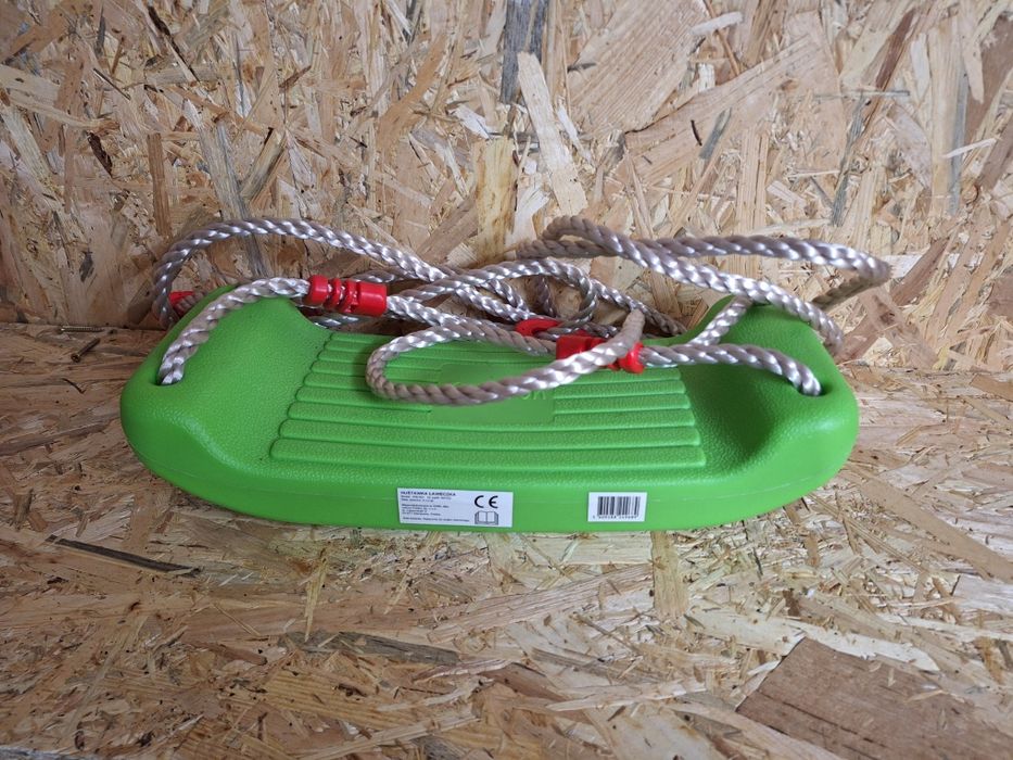 Nowa huśtawka ogrodowa dla dzieci zielona