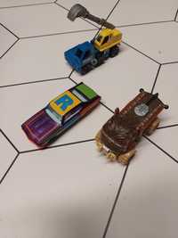 Zestaw samochodzikow matchbox i hot wheels