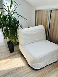 Fotel rozkładany używany IKEA, pokrycie białe, stan dobry