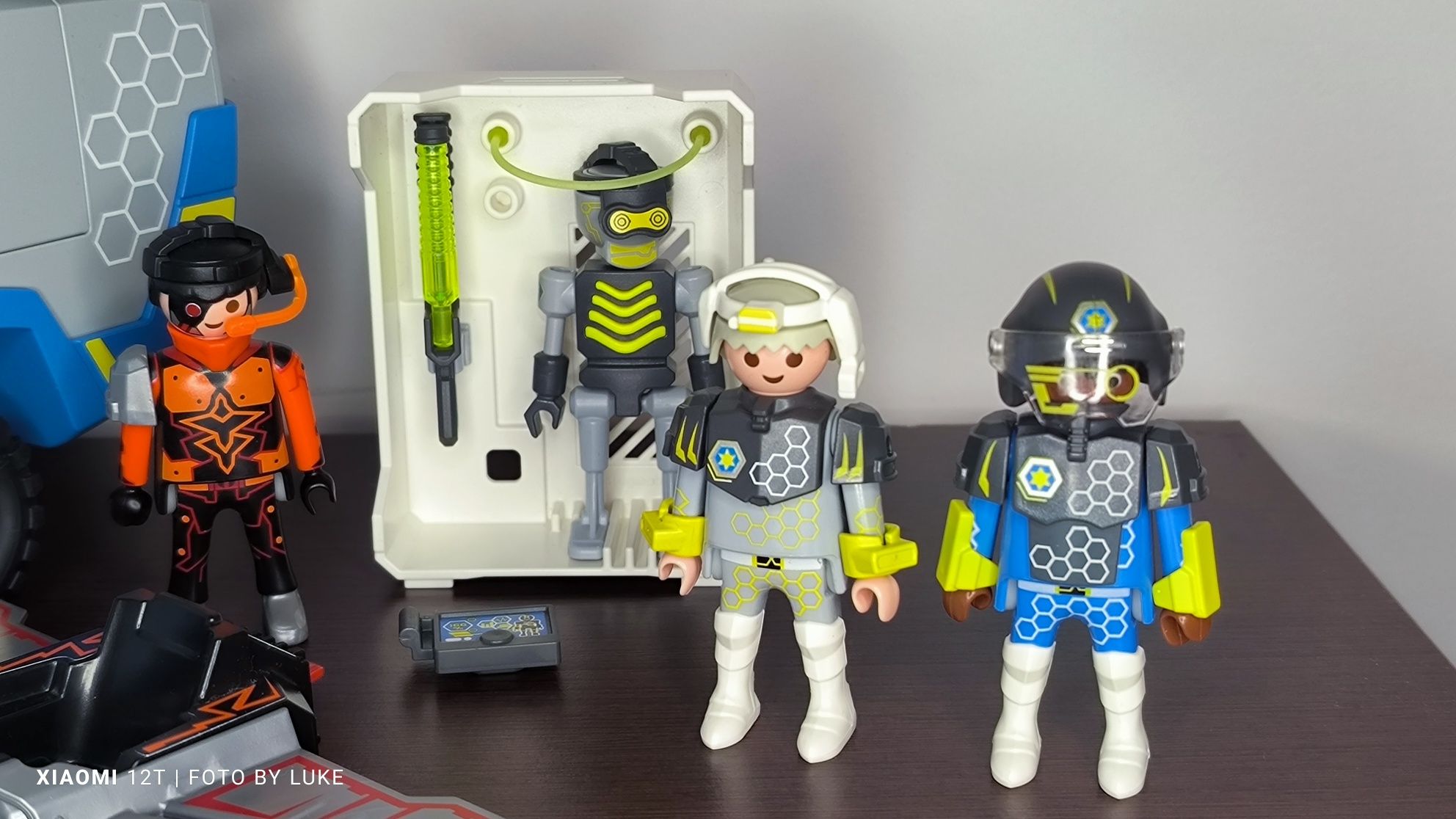 Playmobil zestaw 70018 ciężarówka policyjna Galaxy