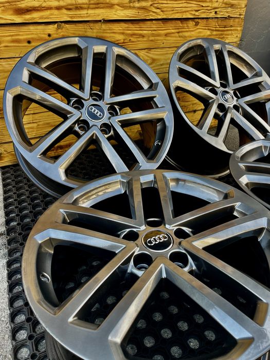 Диски 5/112 r18 Audi оригінал