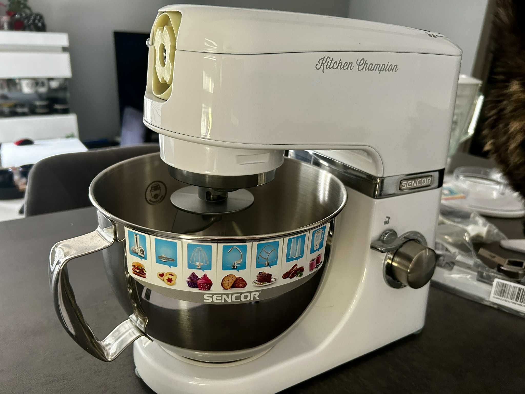 Robot planetarny Sencor STM 6350WH