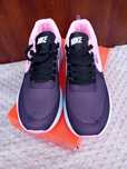 Buty damskie do biegania