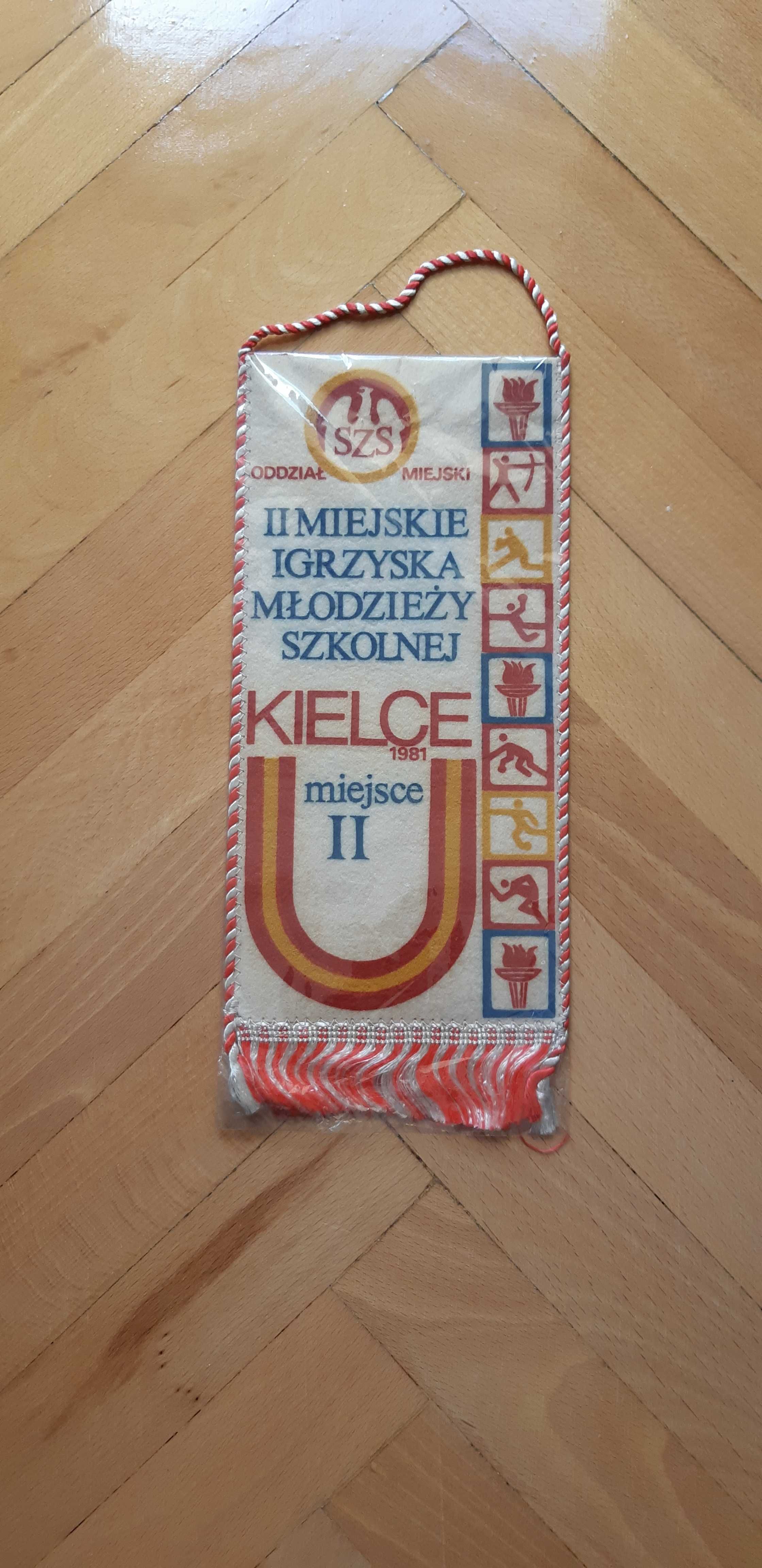 proporczyk II miejskie Igrzyska młodzieży szkolnej Kielce 1981