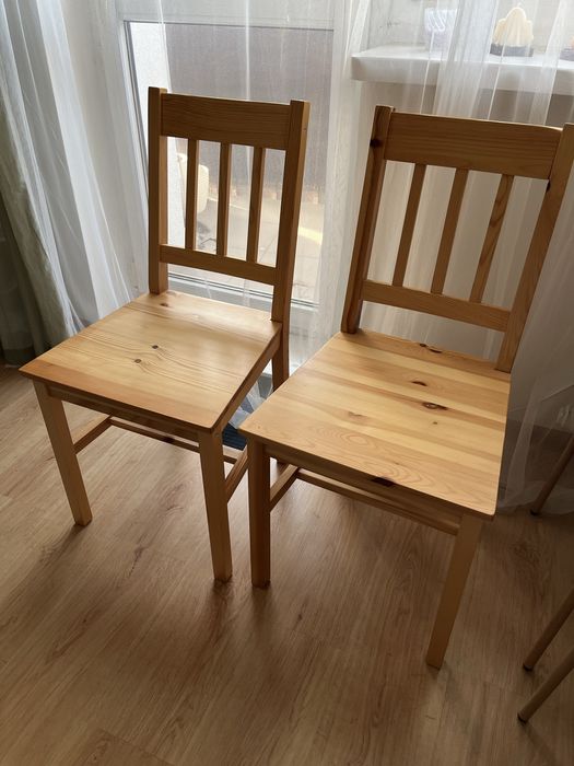 Krzesła drewniane Tylstrup Jysk komplet 4 szt.
