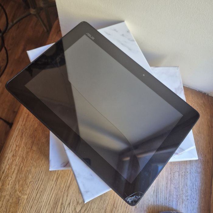 Планшет ASUS на запчастини