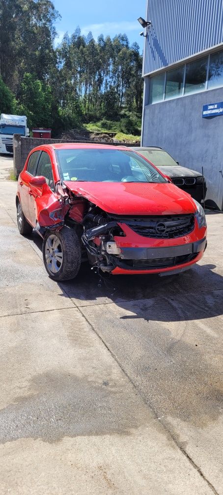 Opel corsa D 1.3 cdti 2014
