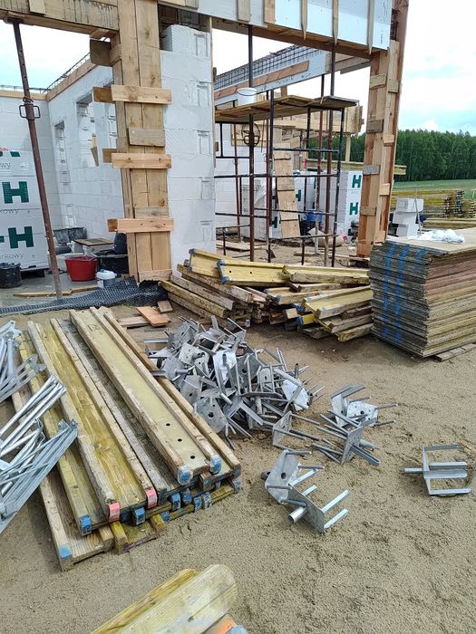 Stemple metalowa  regulowane Wypożyczę