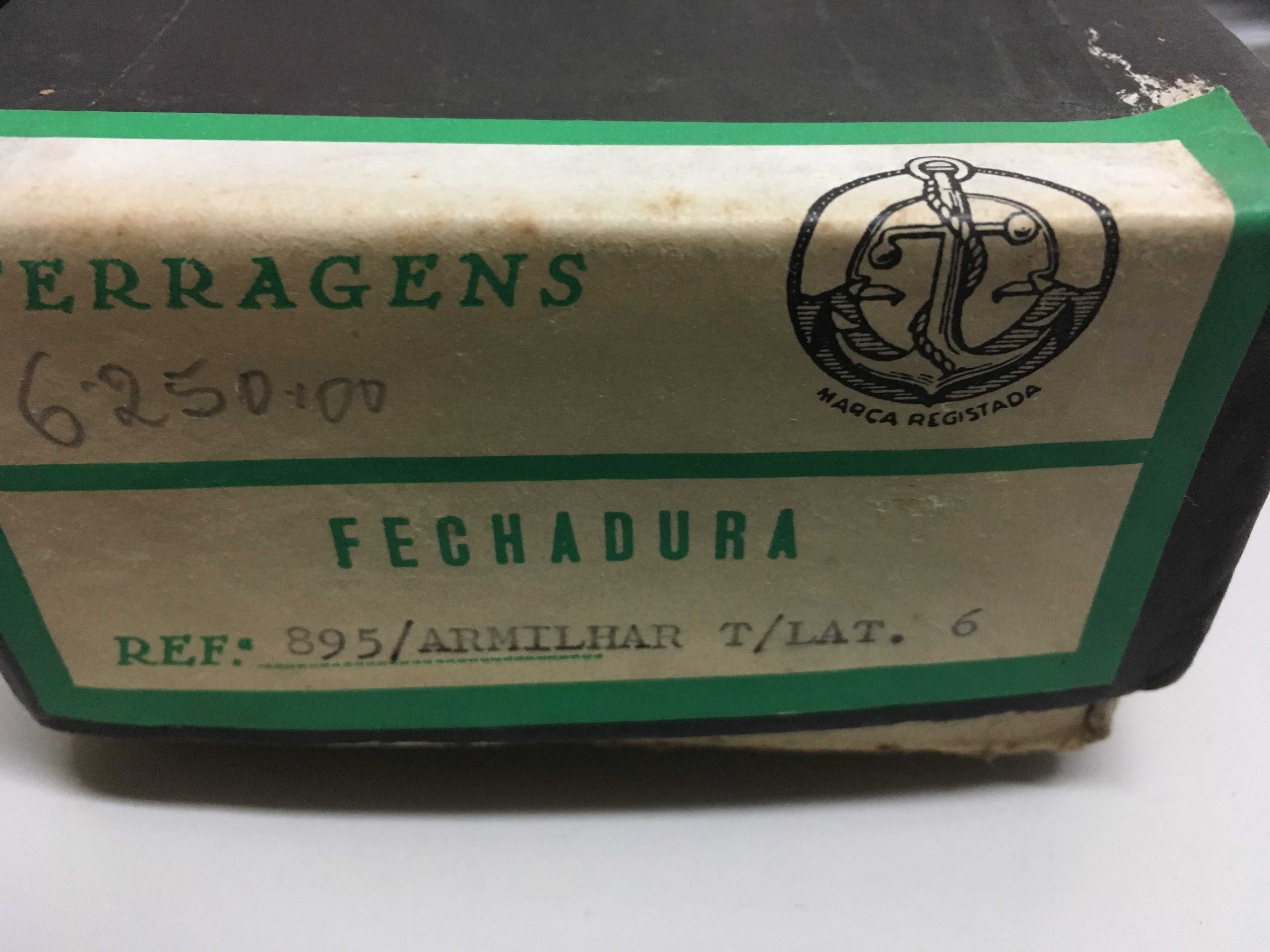 Fechadura de armilhar / embutir Sofer ref. 895