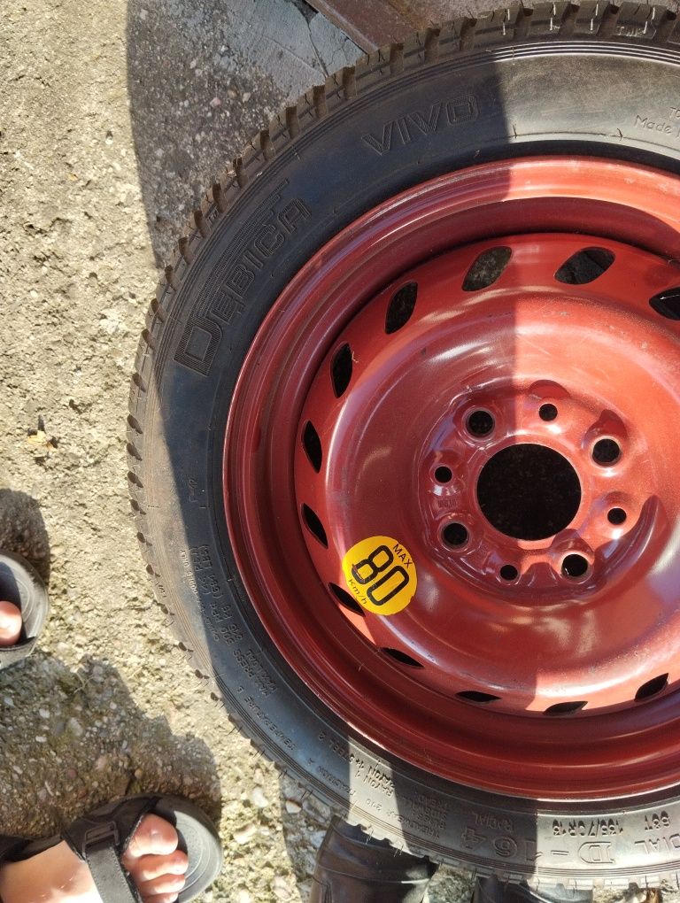 Opona z felgą zapasowa do Fiata 126p malucha