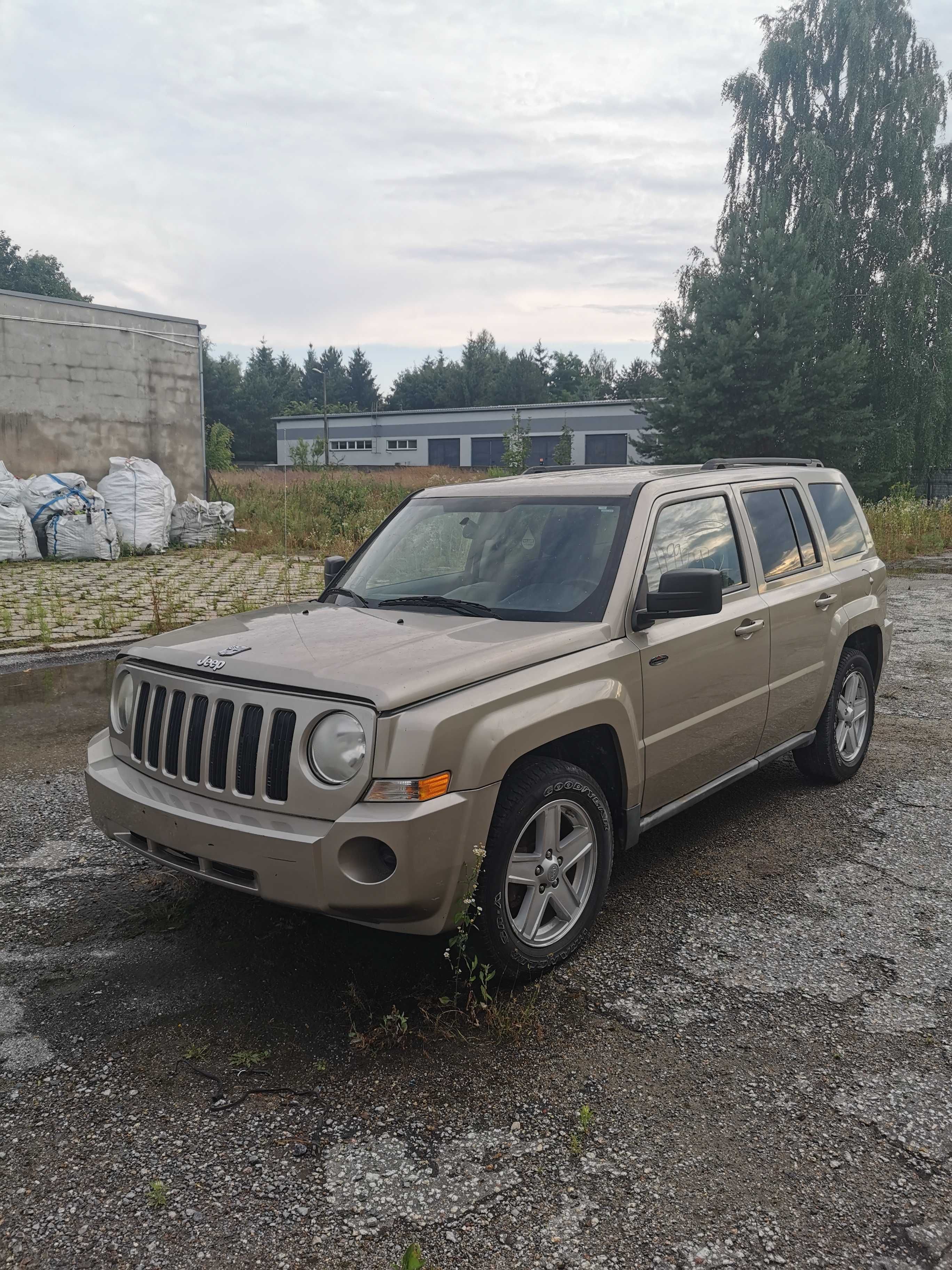 Jeep Patriot 2010 2.4 benzyna