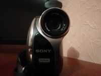 Видеокамера Sony Handycam Carl Zeiss Vario-Tessar