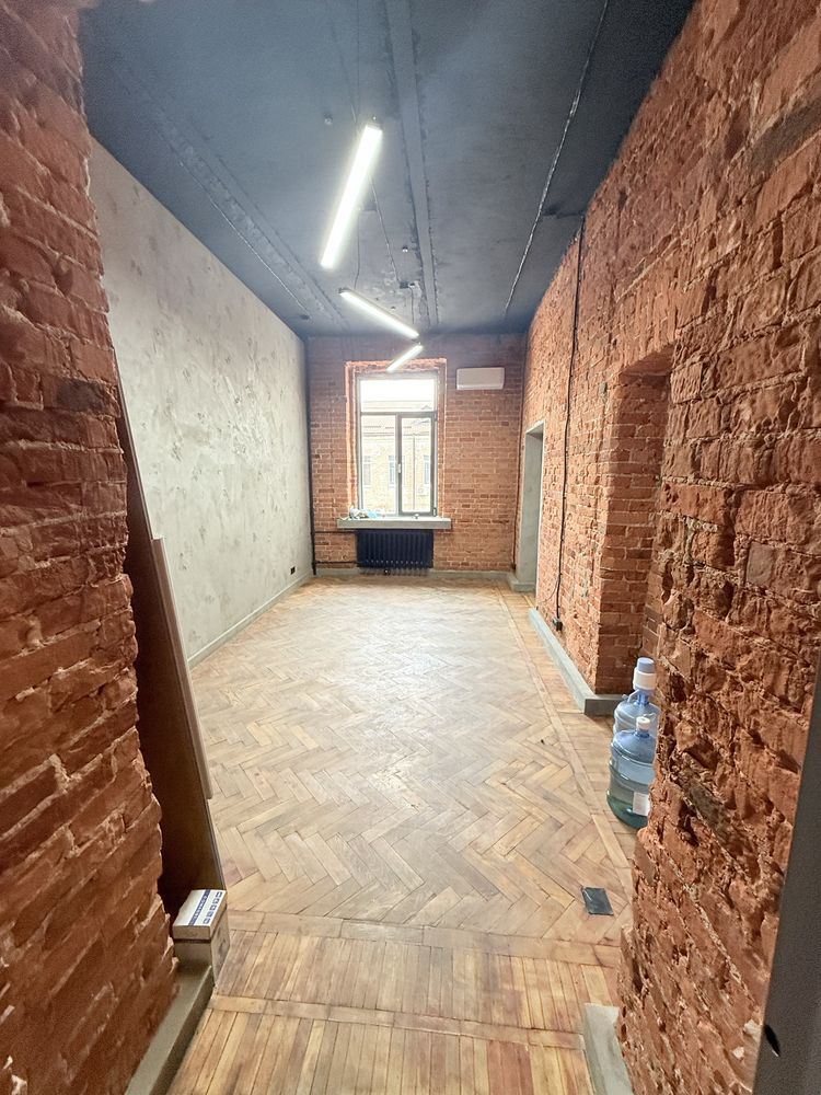 Здам офіс з лофт ремонтом в 2 хвилинах від метро Площа конституції