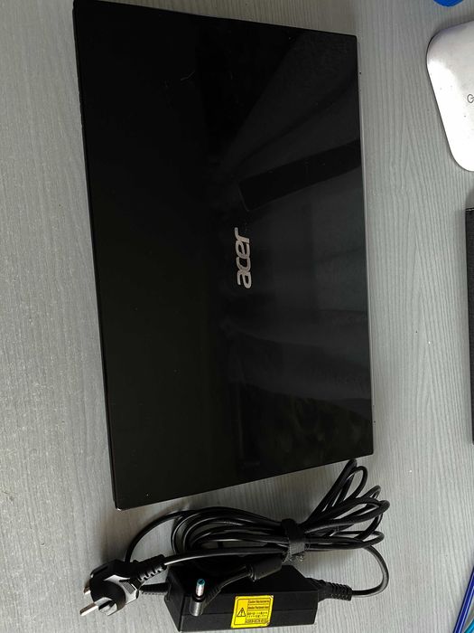Продам ноутбук Acer Aspire 3 Q5WV1