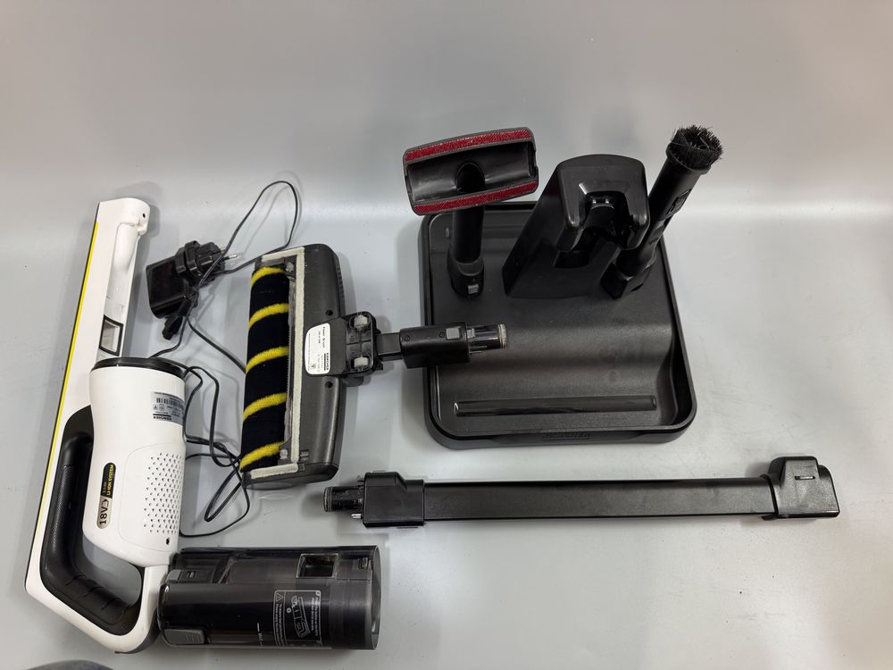 Акумуляторний пилосос Karcher VC 4s cordless