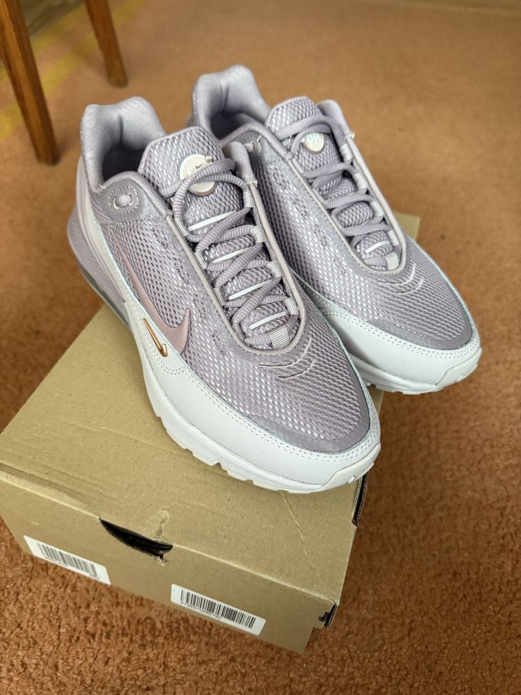 NIKE Air Max Pulse r. 39