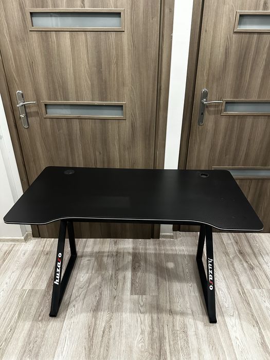 Sprzedam biurko gamingowe huzaro