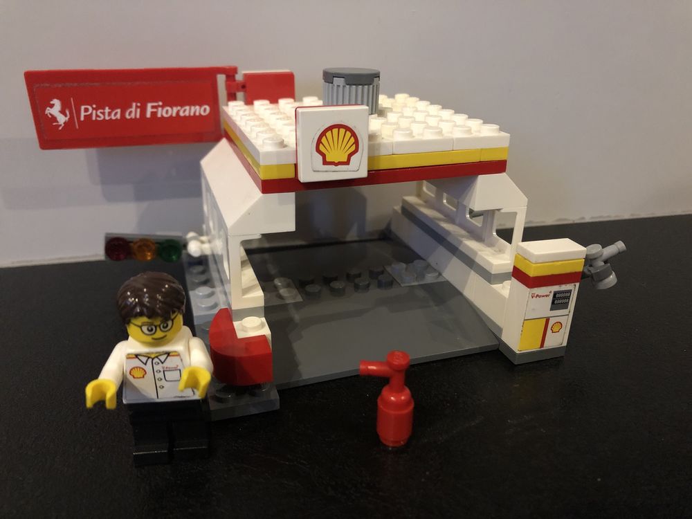 Lego: 40195 - stacja Shell + 40196 - cysterna Shell edycja promocyjna