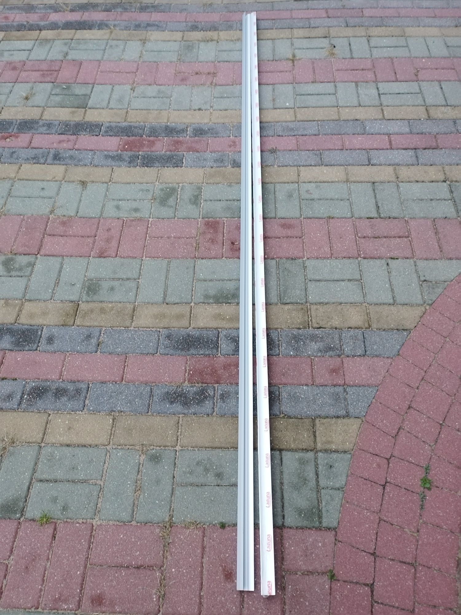 NOWE rączki LAGUNA MULTIOMEGA - srebrne, 275 cm, do szafy przesuwnej