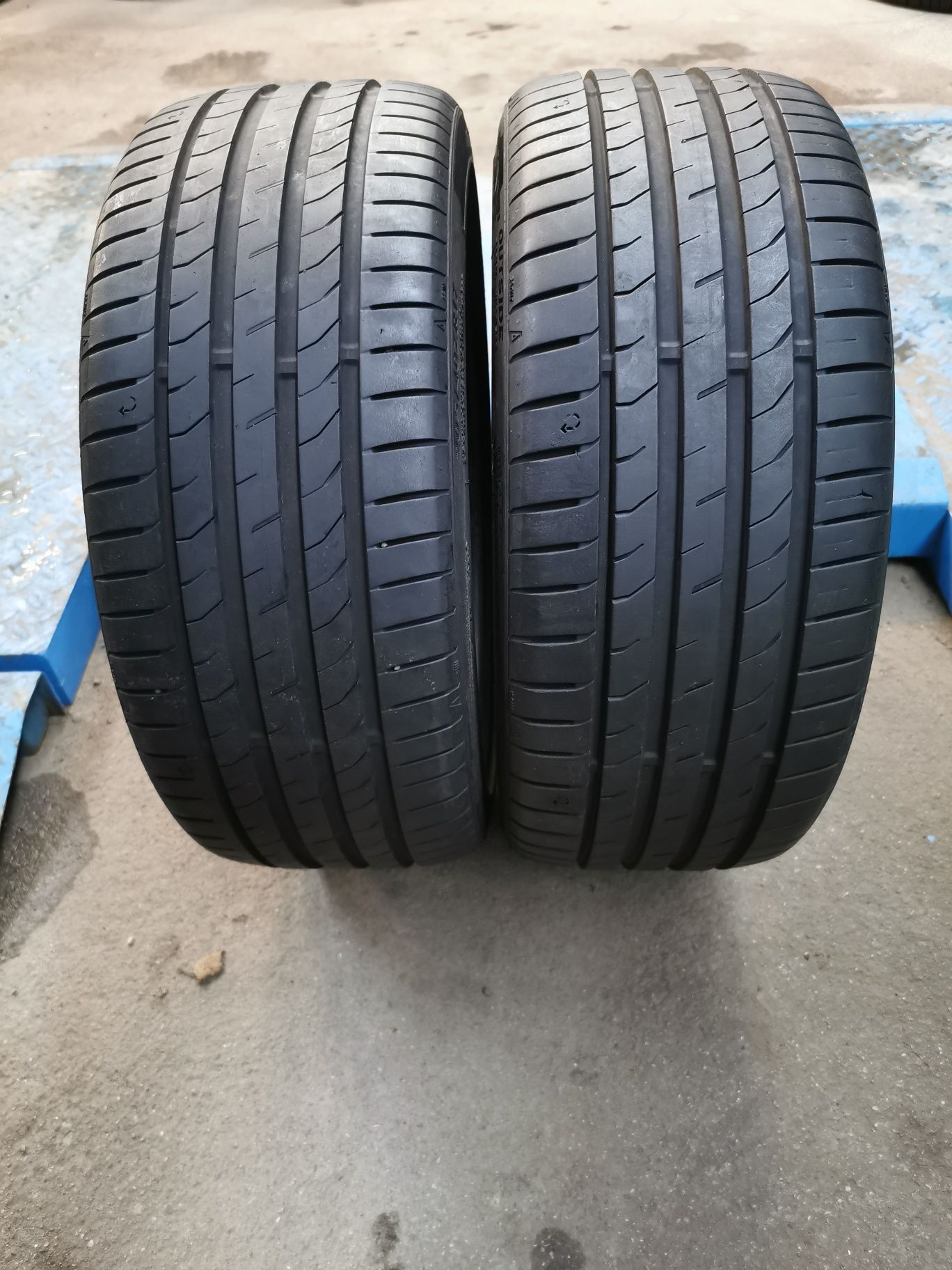 Para opon 205/40R17 84W Nexen Nfera Primus z 2020r.