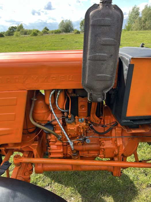 Продам трактор т 25 .