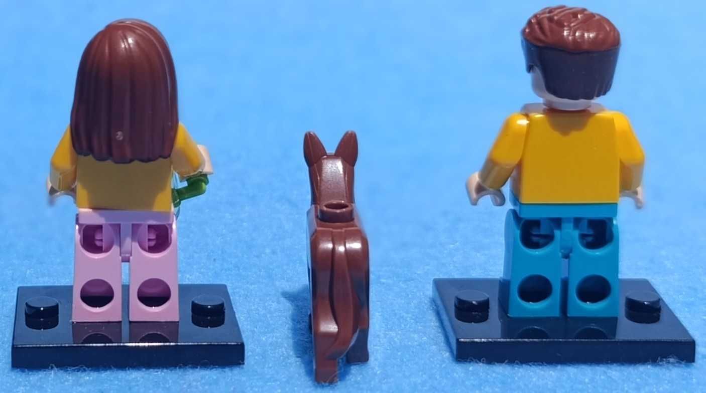Casal de Turistas com cão (Cidade)