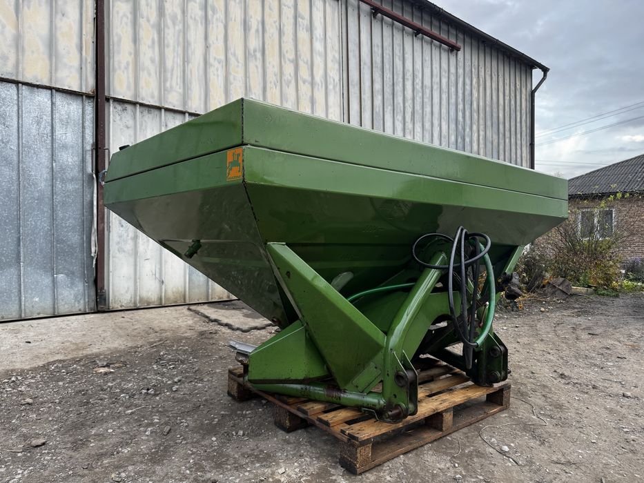 Rozsiewacz nawozu Amazone ZA-U 1001