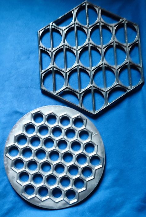 Форма для пельменей, пельменница, Прогресс ,толстая, вереничница, СССР