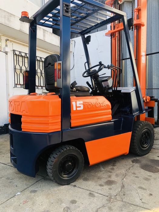 TOYOTA 15 Diesel, motor 1dz, sobe 4 metros