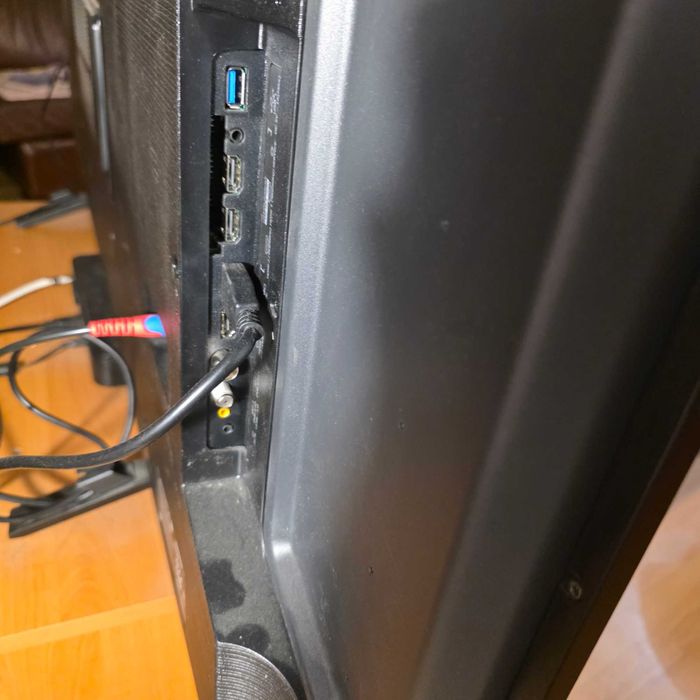 Sprzedam TV  HISENSE 65U7KQ  mini-led stan idealny na gwarancji+ubezp.