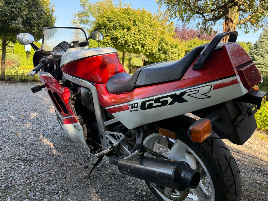 Suzuki GSX-R 750