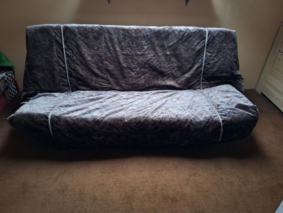 Łóżko,  wersalka , sofa na stelażu