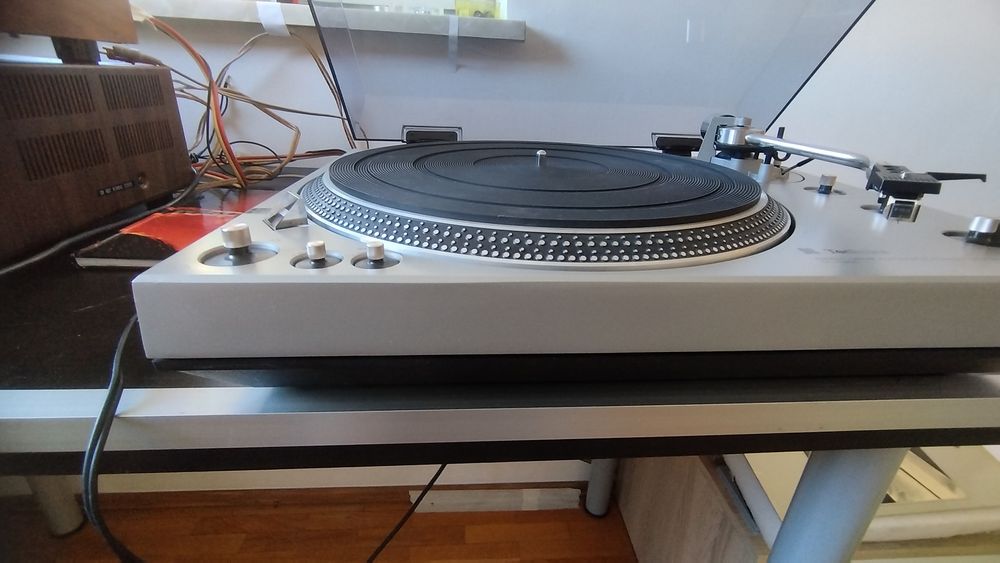 Technics SL 1300