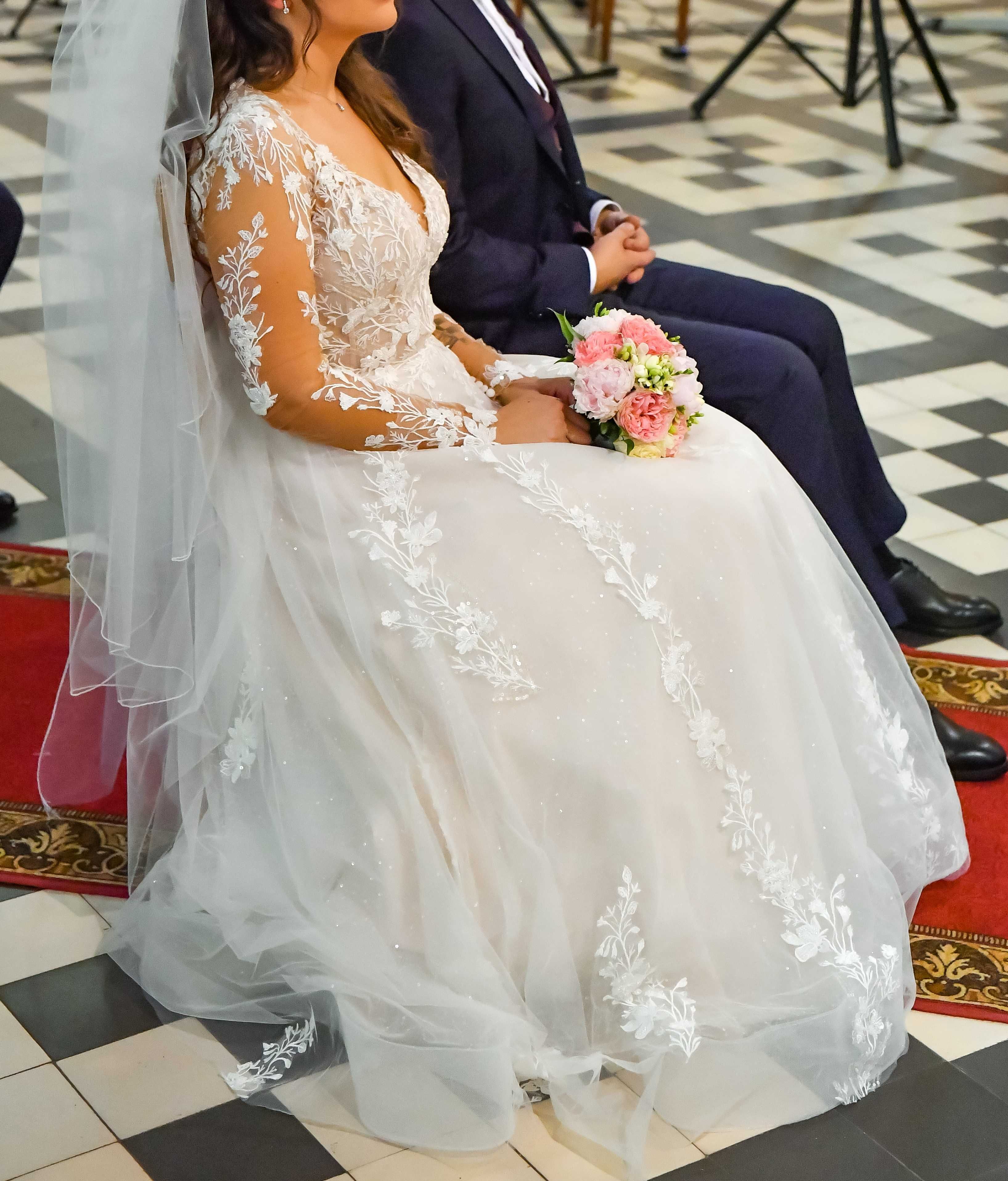 zjawiskowa suknia ślubna by Justin Alexander model Delilah 88246