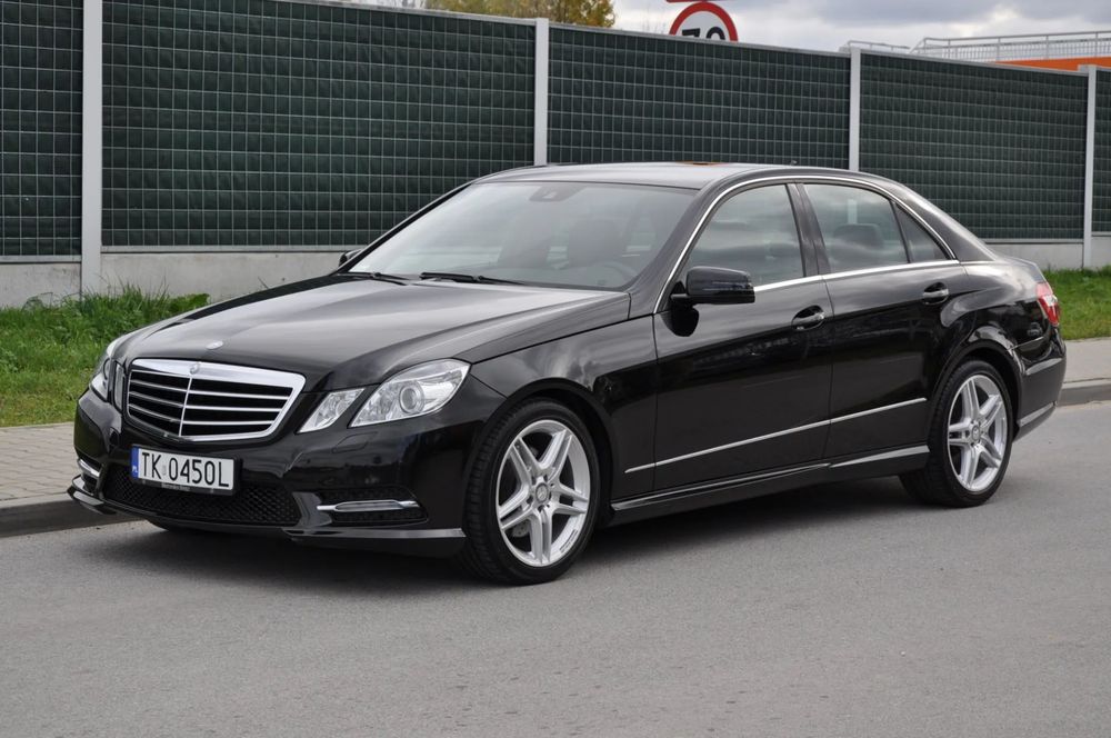 Mercedes-Benz Klasa E Mały Przebieg Krajowy 100% Bezwypadkowa I Właściciel Serwisowana w ASO