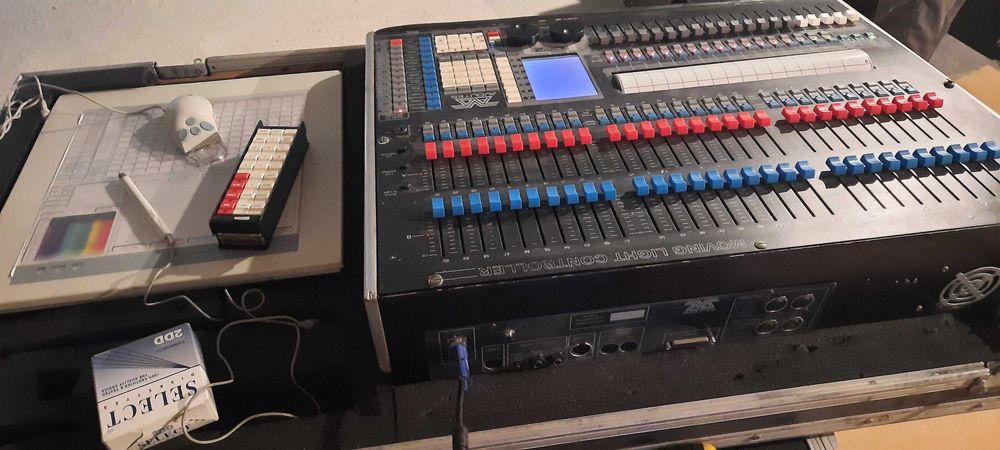 Avolites Pearl 2000 Rolacue - Mesa Profissional Original Avolites