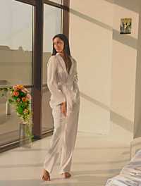 Білосніжна шовкова піжама Mira&Am сорочка та штани зручна та комфортна