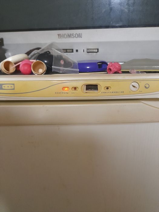 Продам морозильную камеру