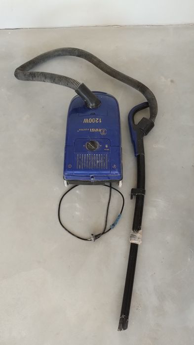 Пилосос First Austria 1200W