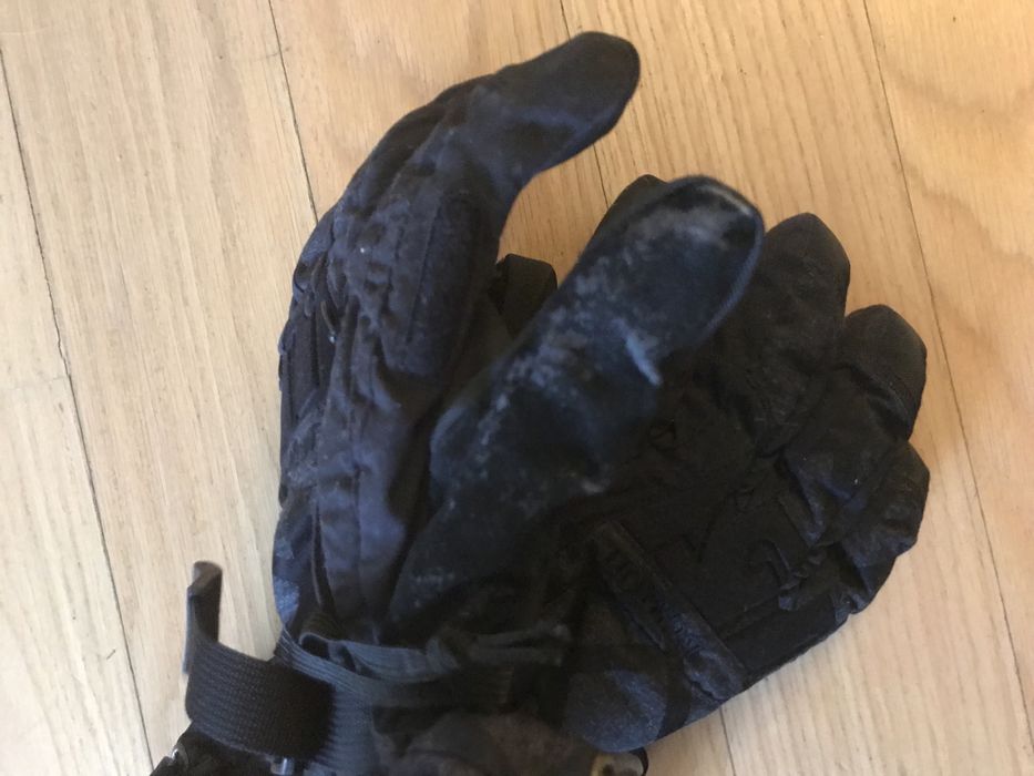 Перчатки сноубордические