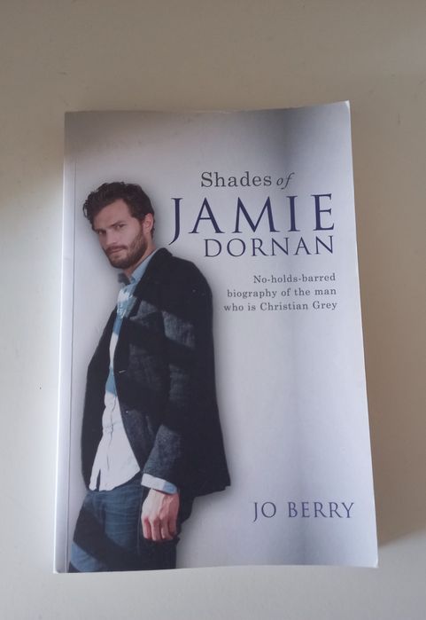 Livro Shades of Jamie Dornan
