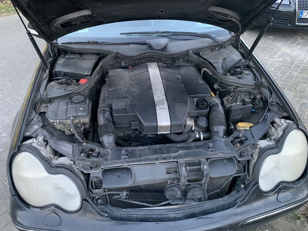 Mercedes C320 Avantgarde AUTOMAT, 214KM