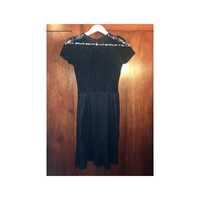 Koronkowa bawelniana XS sukienka 34 czarna mala suknia elegancka aggi