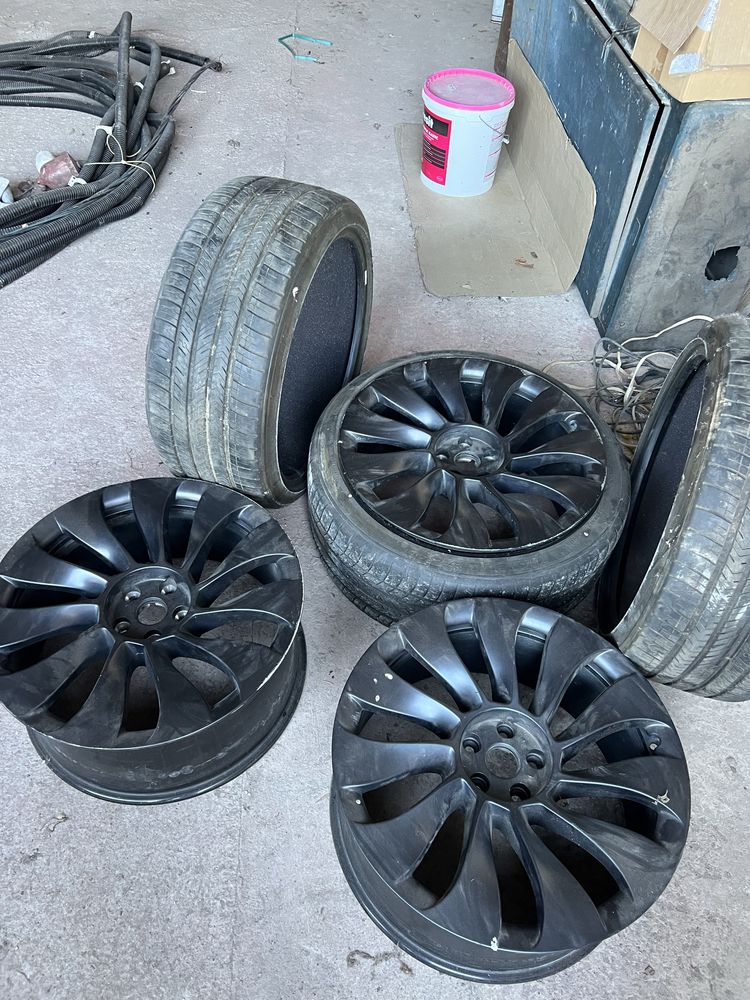 Диск Тесла model Y. Продам диск Tesla