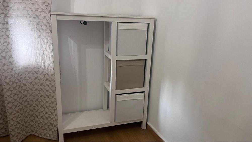 Roupeiro aberto branco ikea