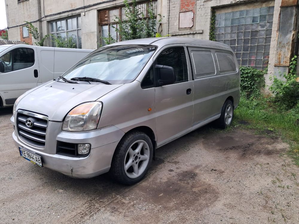 Hyundai H1 2007 рік газ/бензин