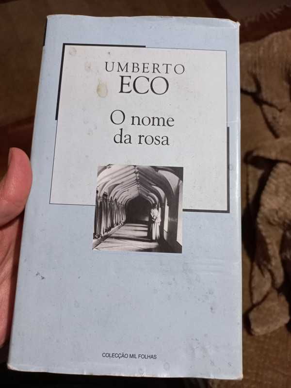 Livro O nome da rosa, de Umberto Eco